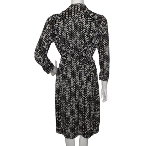 SIGRID OLSEN Shirt Dress, L, Black/Gray, Chevron Stripes, Breast pockets - Picture 5 of 13